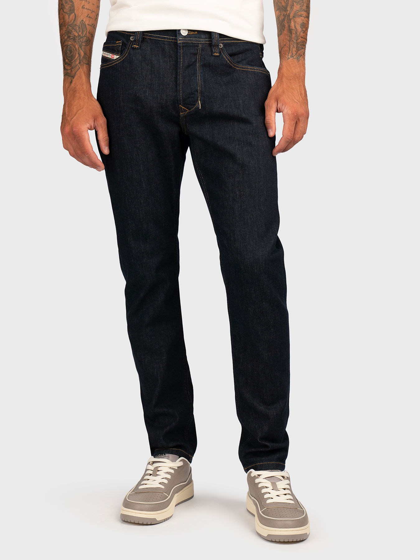 1986 LARKEE-BEEX L.32 slim jeans with logo brand DIESEL