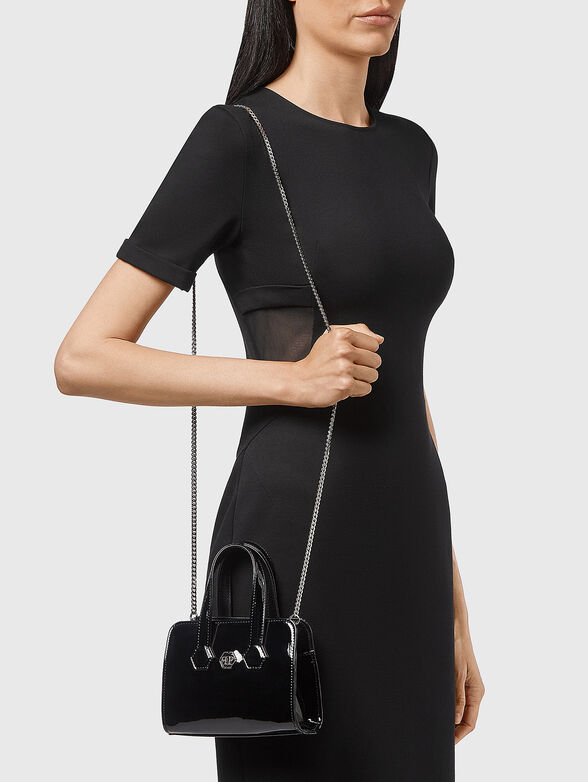 Patent leater handbag in black  - 1