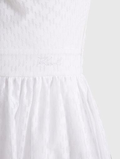 White dress with accent neckline - 3
