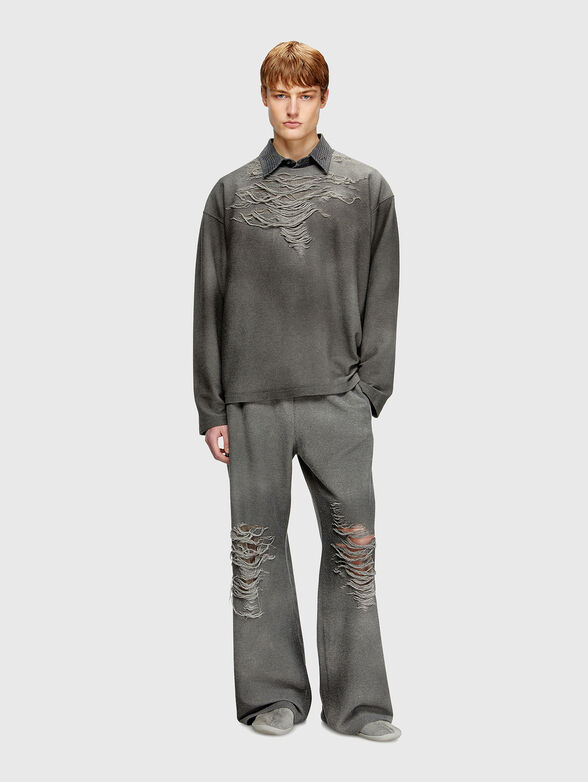 P-PERCY sports trousers with accent rips - 4