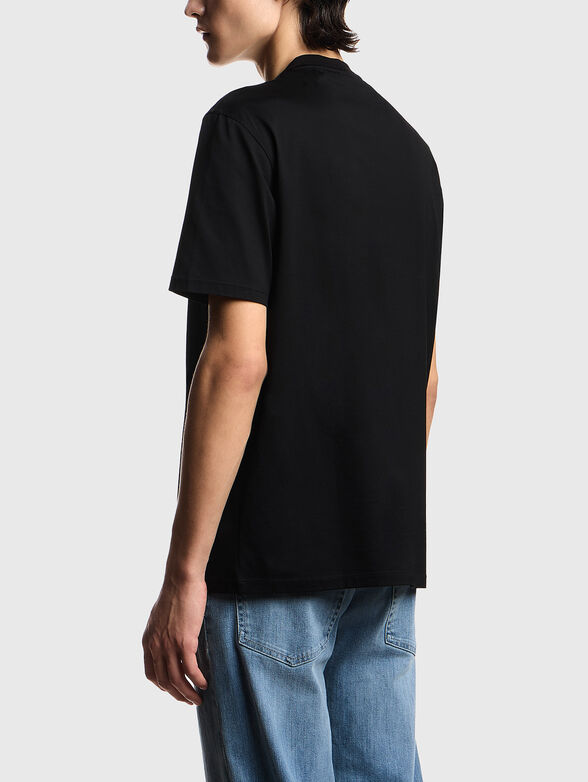 Black t-shirt - 4