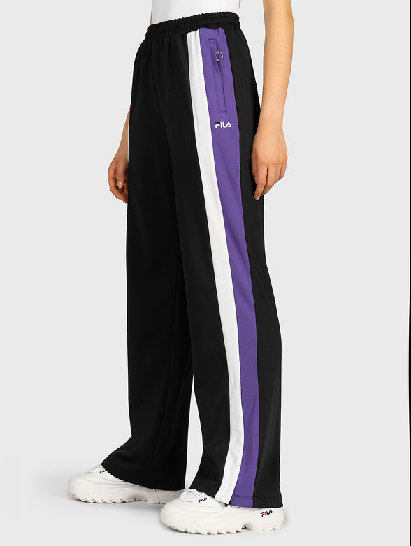 BECCA Pants with contrasting details - 2