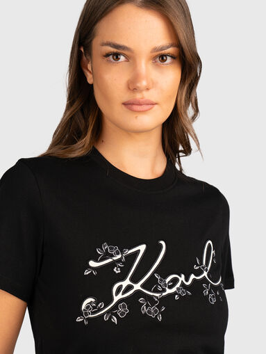 Floral embroidery T-shirt - 4