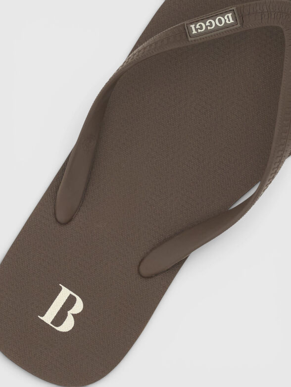 Beach slippers with a logo - 2