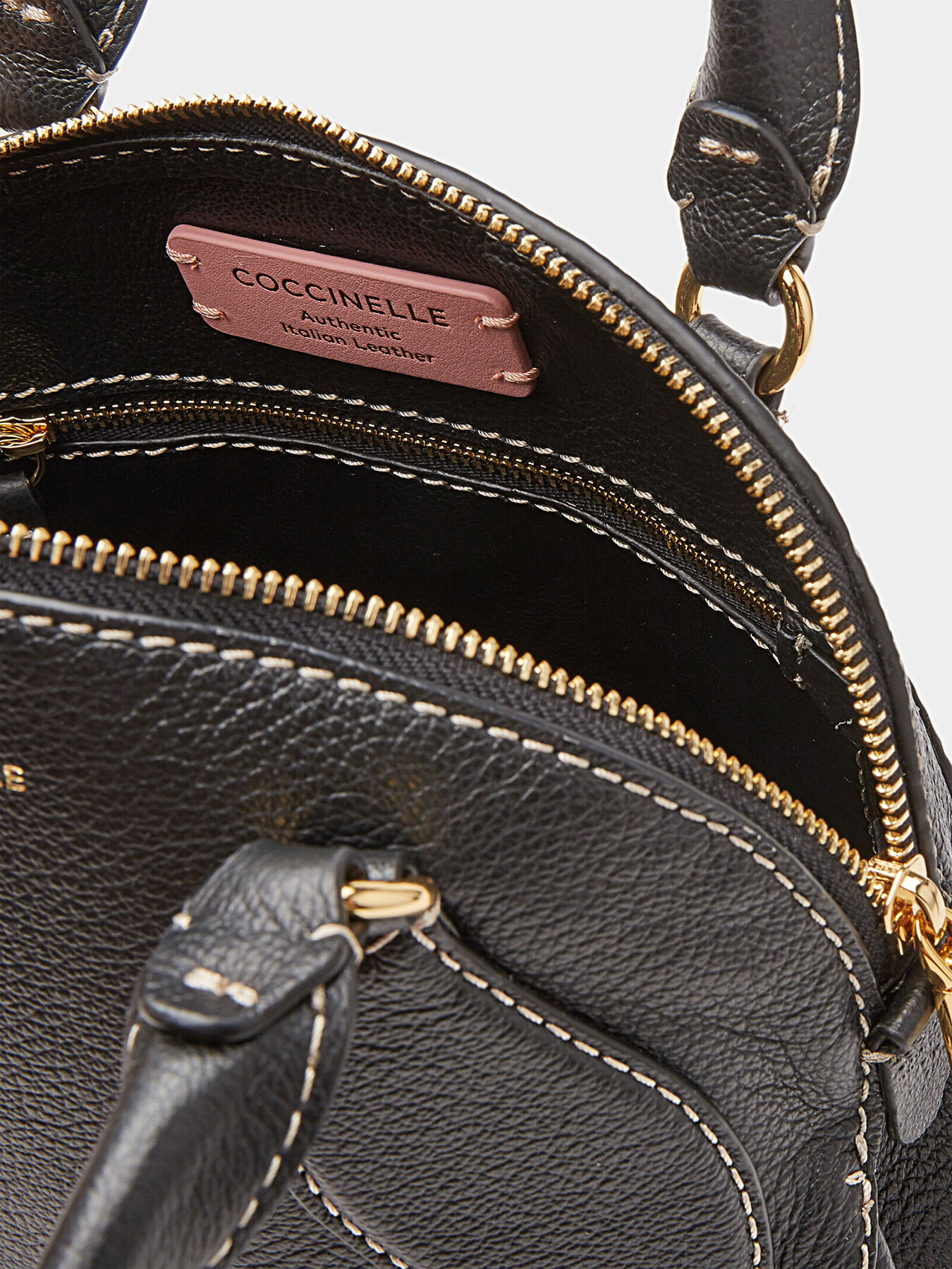 COLETTE SMALL Bag in black color brand COCCINELLE Globalbrandsstore en
