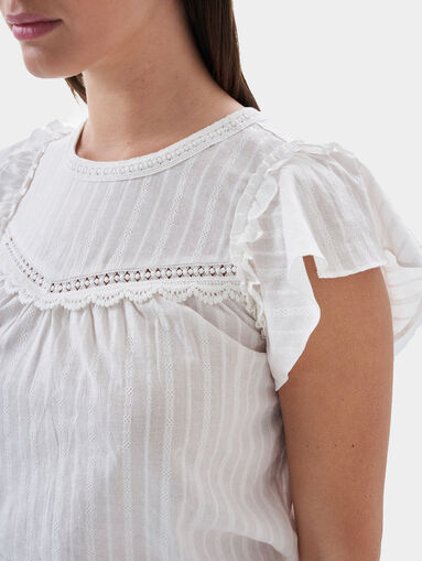 Cotton top with art details - 3