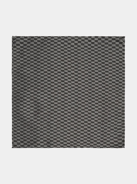 Копринена кърпичка в черен цвят - 1