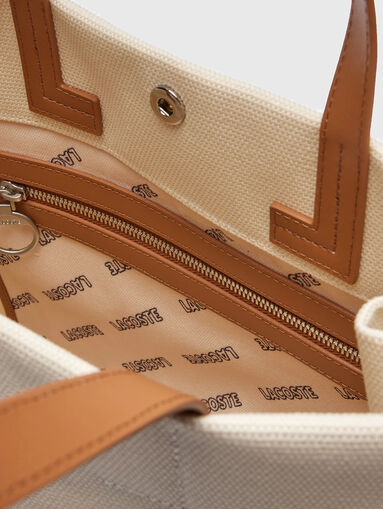 Large bag with contrast details and logo lettering - 5