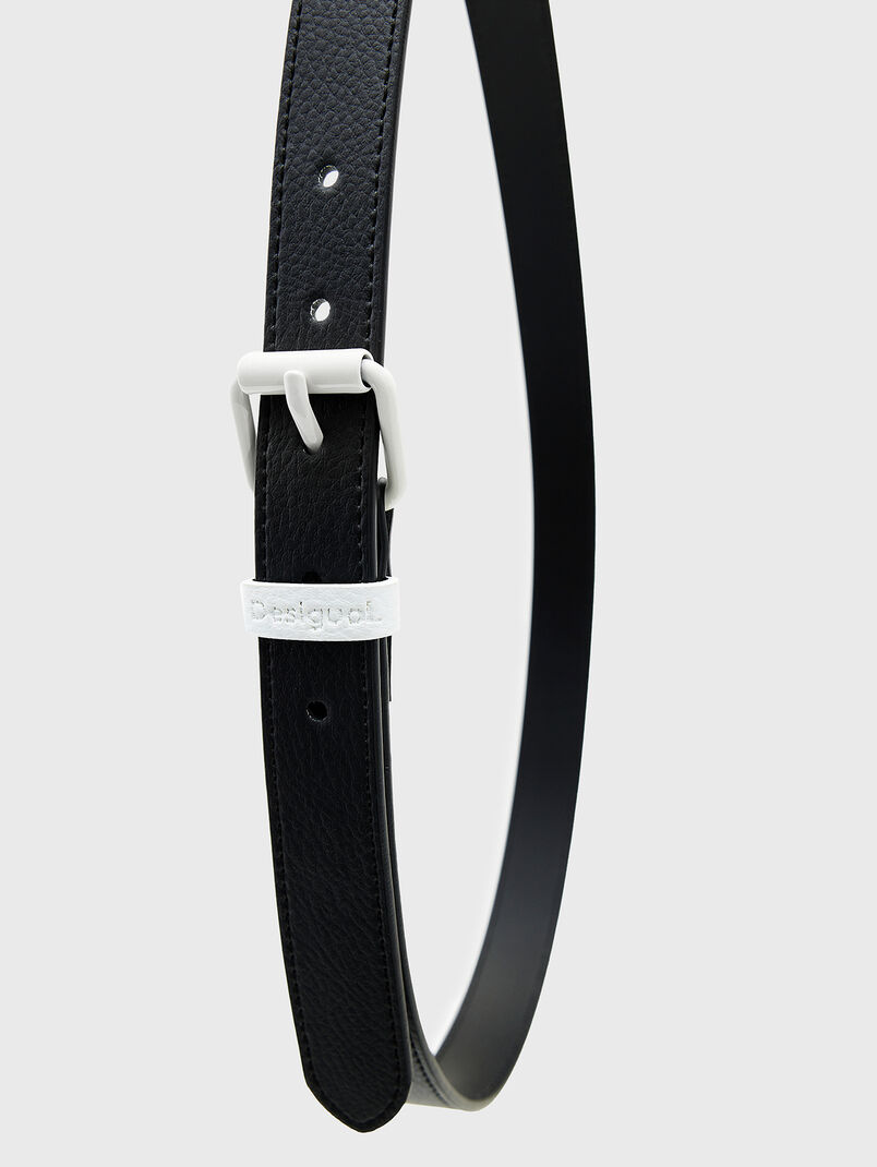 Black belt with contrast buckle - 3