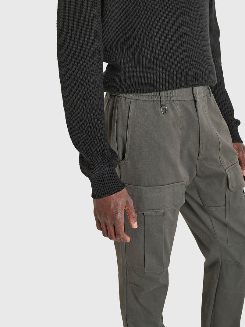 Green cargo trousers - 3