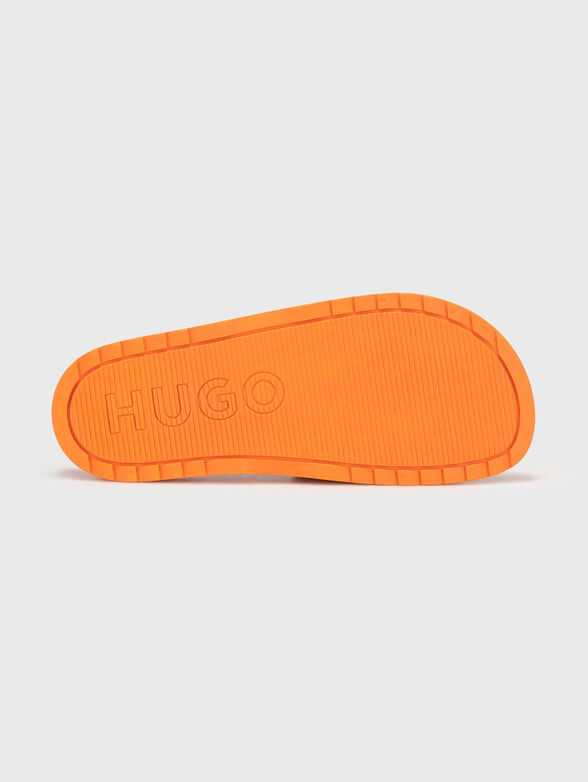 Fuchsia slippers with contrasting logo - 5