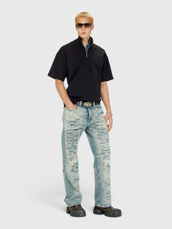 Short sleeved polo shirt with zip - 2