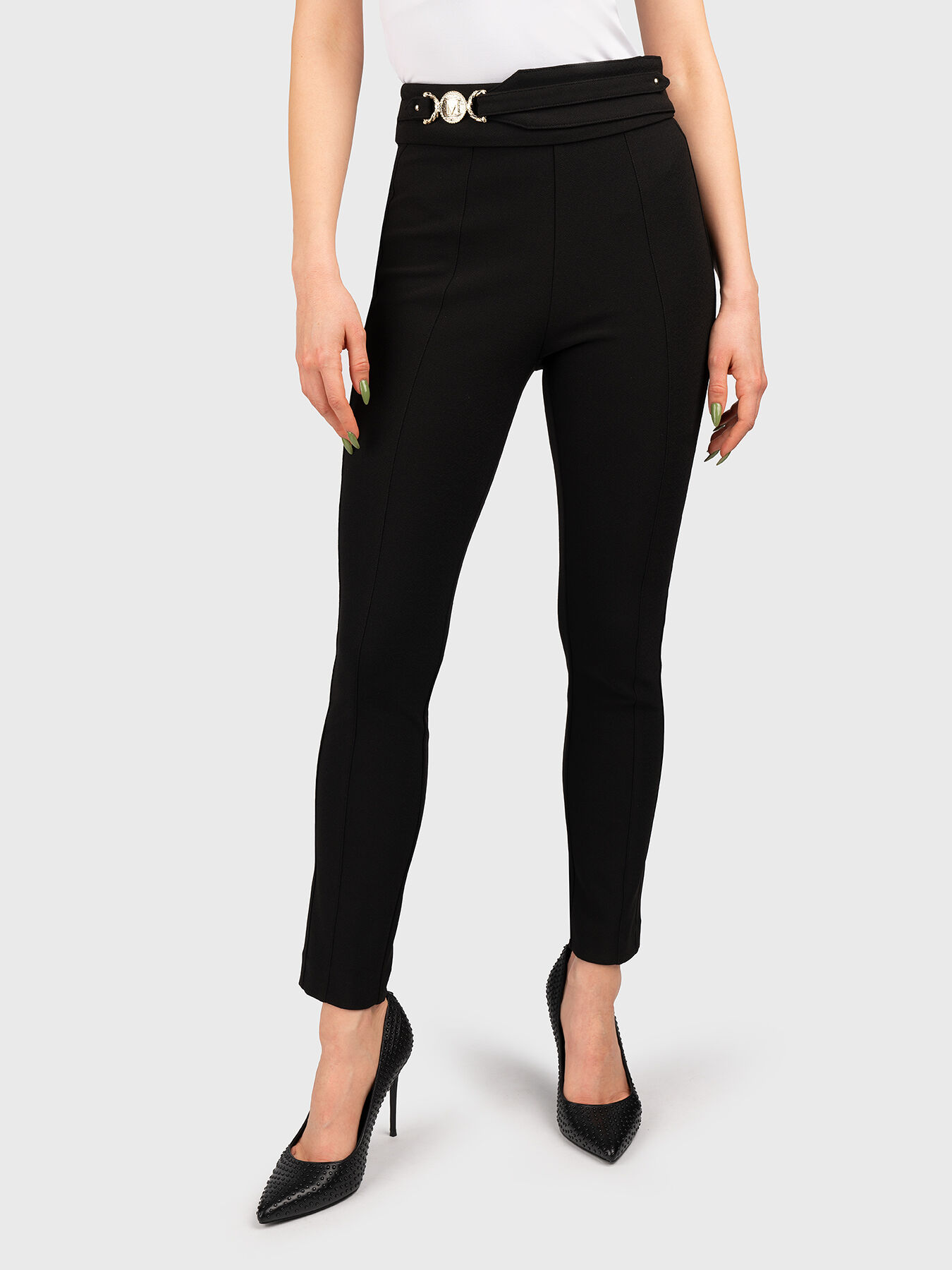 KAREN cropped pants brand Marciano — Globalbrandsstore.com/en