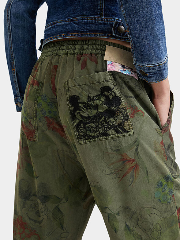 Pants with floral print  and Mickey Mouse details - 6