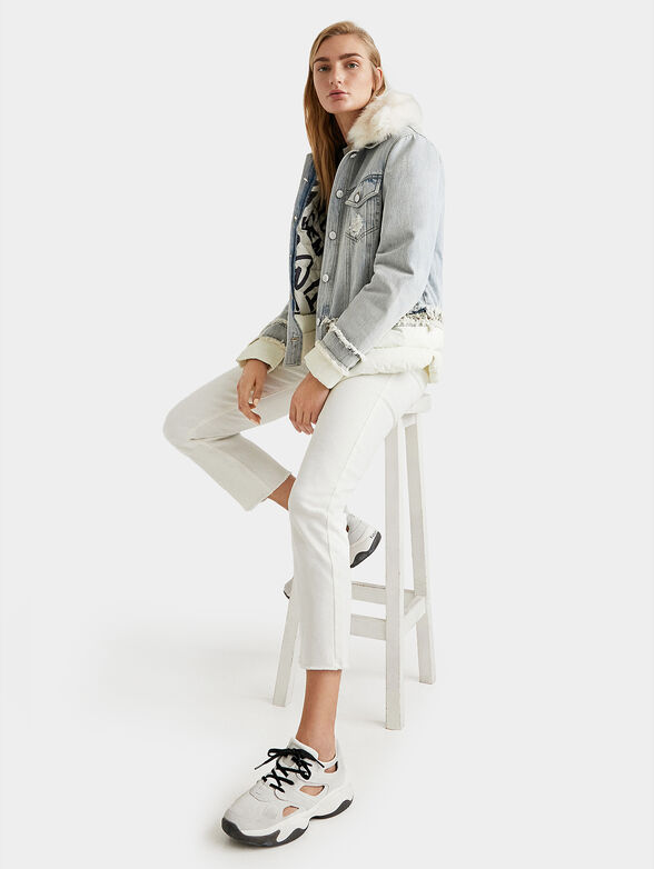 Denim jacket with faux fur collar - 2