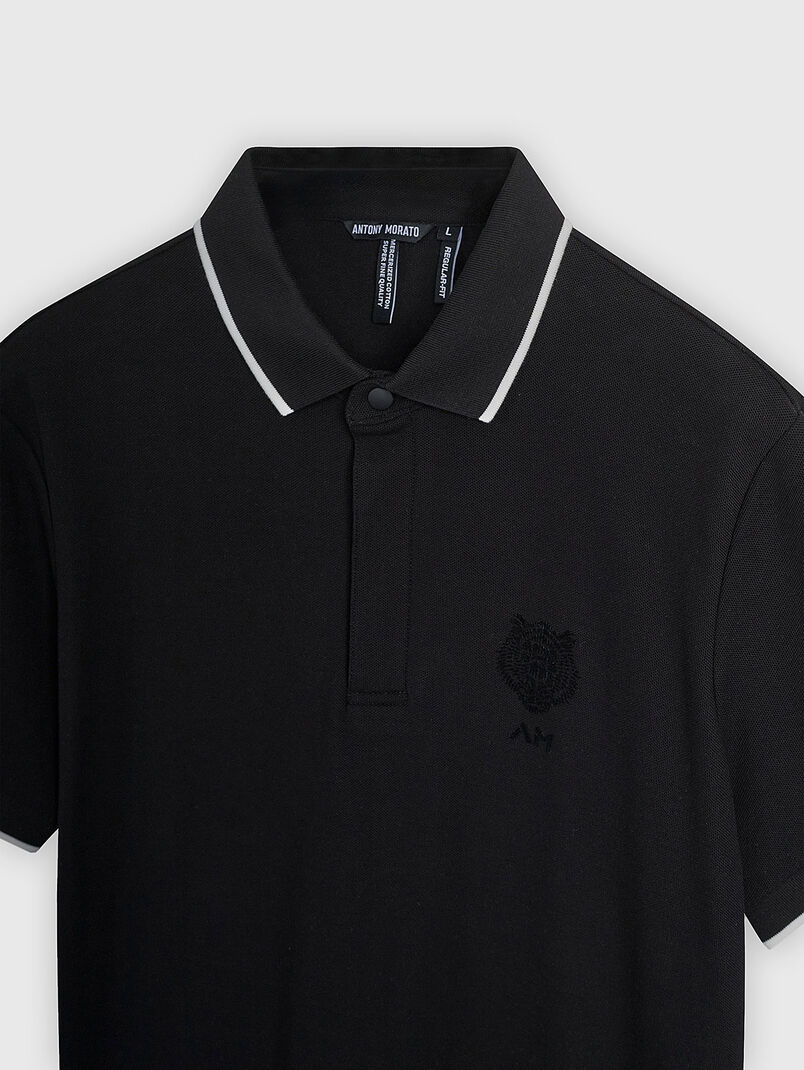 Short sleeved polo shirt with accent collar - 3