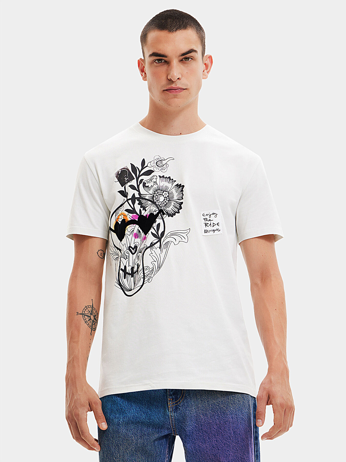 White T-shirt with print brand DESIGUAL — Globalbrandsstore