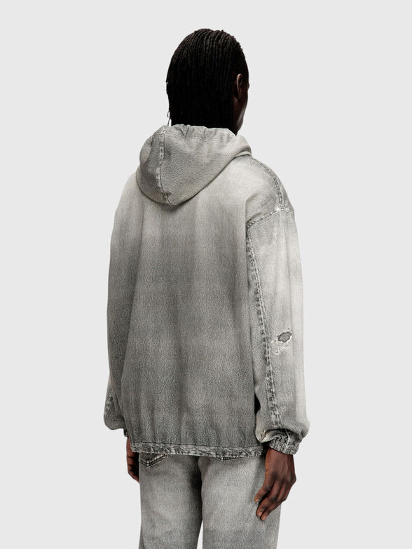 Denim jacket with a distressed look - 3