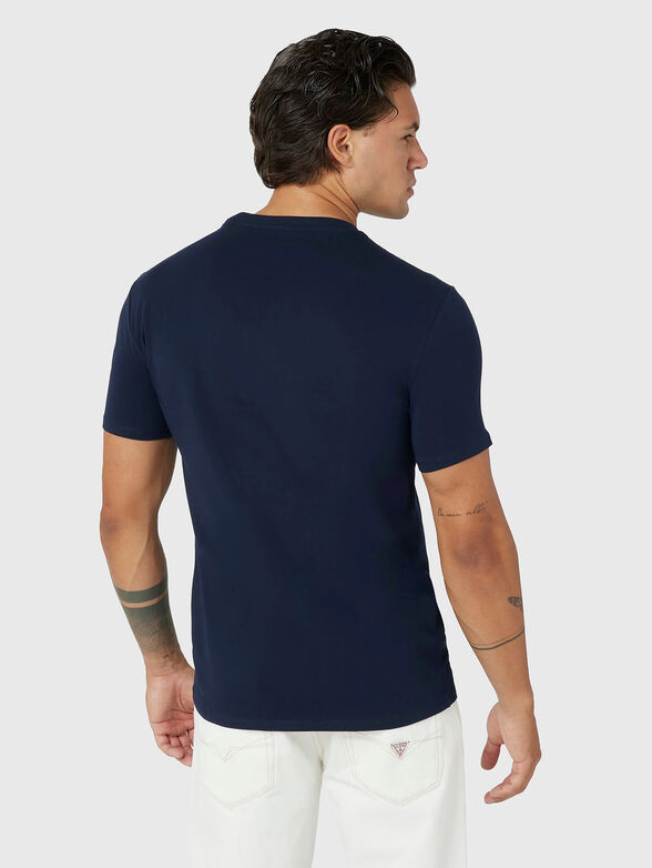 CORE T-shirt with logo accent - 3