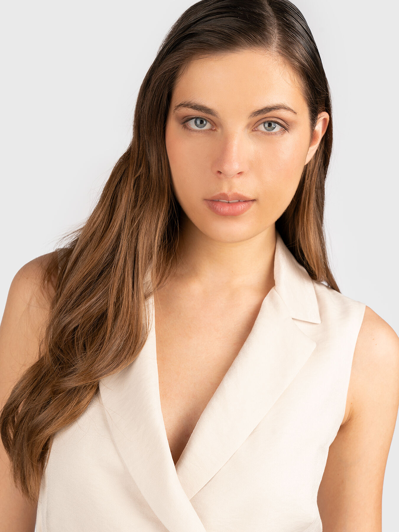 アウターその他 LIU JO Woman Waistcoat Natural MA4048T4818 N9298 Double-breasted waistcoat with belt colour beige | Liu Jo