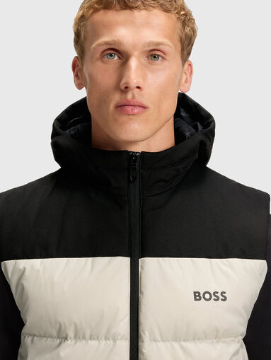 Padded vest with color-block effect - 4