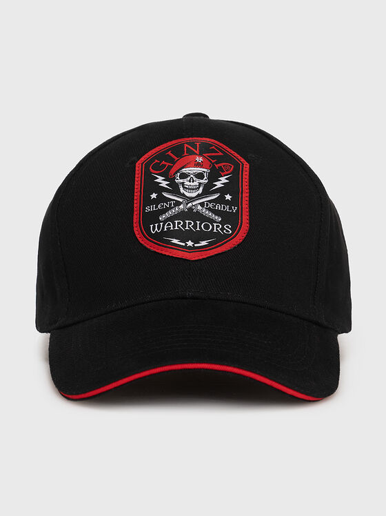 Черна шапка GMHA013 с бродерия - 1