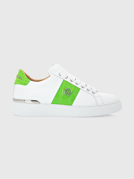 Бели кожени обувки със зелени детайли - 1