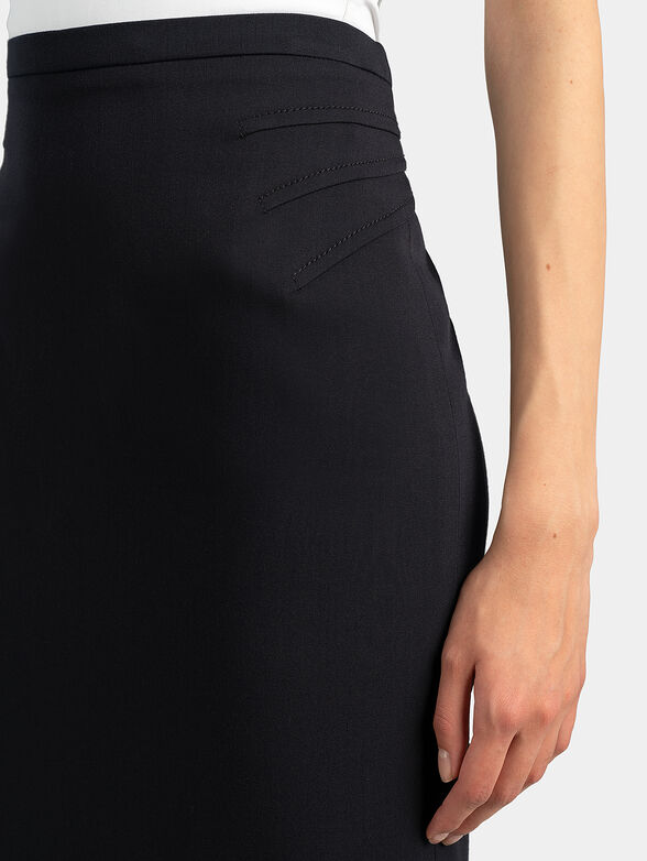 Pencil skirt in navy blue - 2