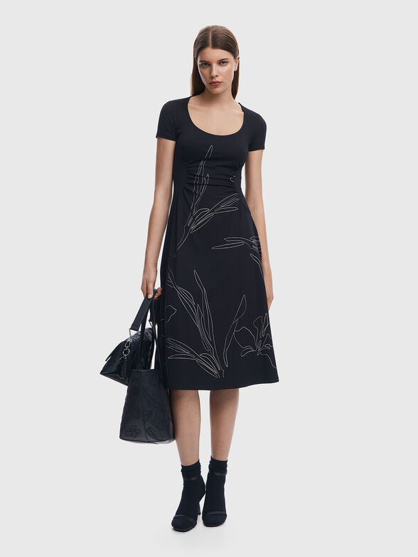 Midi dress with oval neckline - 1