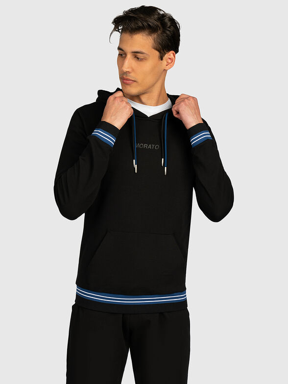 Sweatshirt with contrasting details - 1