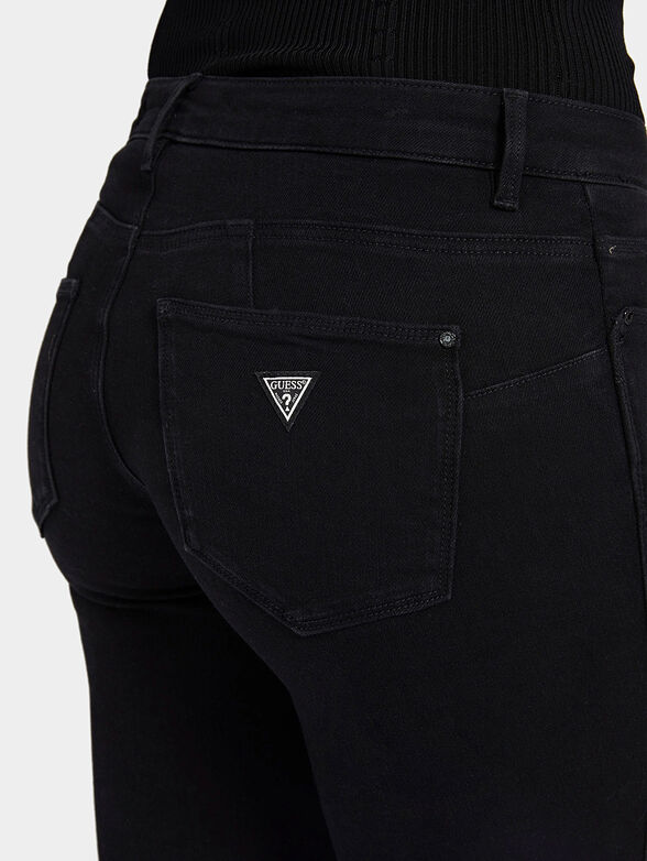 Low-waisted black jeans - 3