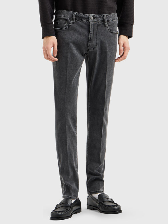 Slim low-waisted jeans - 1