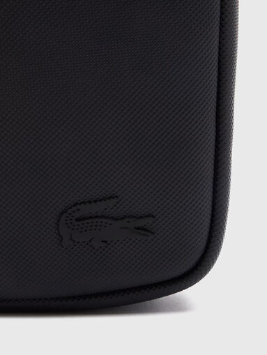 Crossbody bag with logo detail - 4