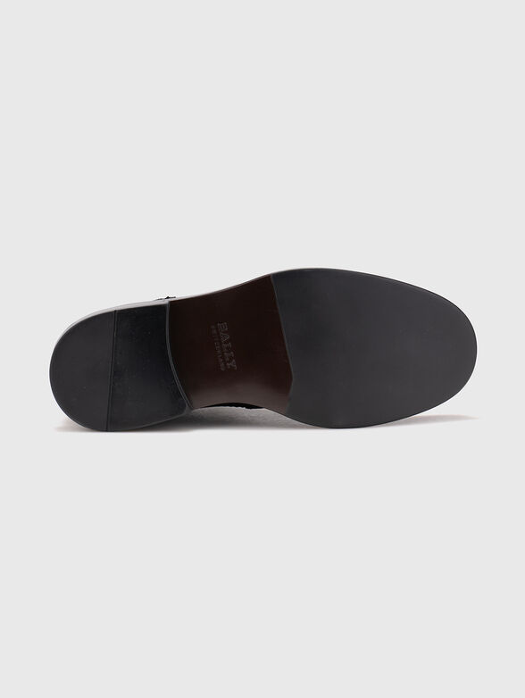 Black leather shoes - 5