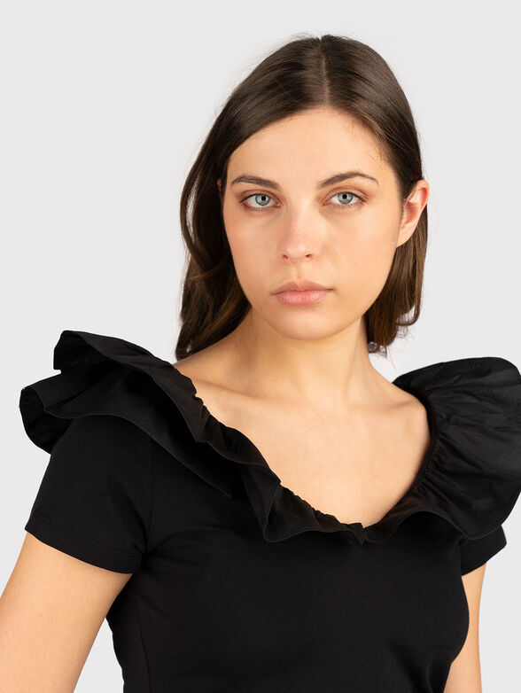 Cotton T-shirt with accent neckline - 3