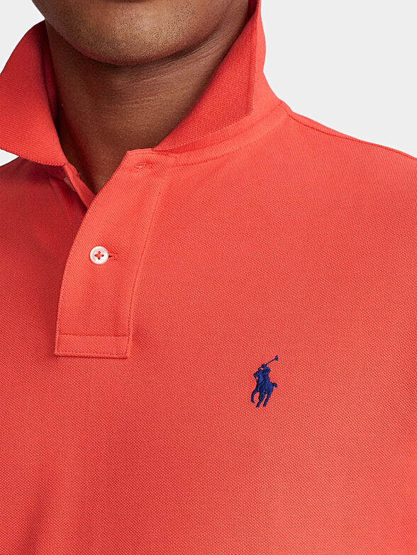 Polo shirt in bright red color - 4