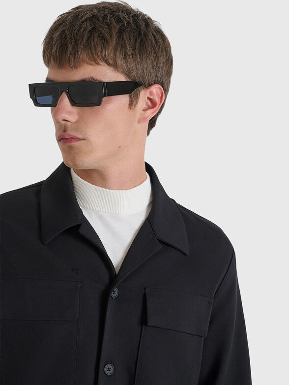 Shirt with accent pockets - 4