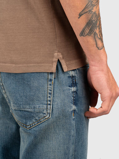 Beige cotton polo shirt with logo patch - 5