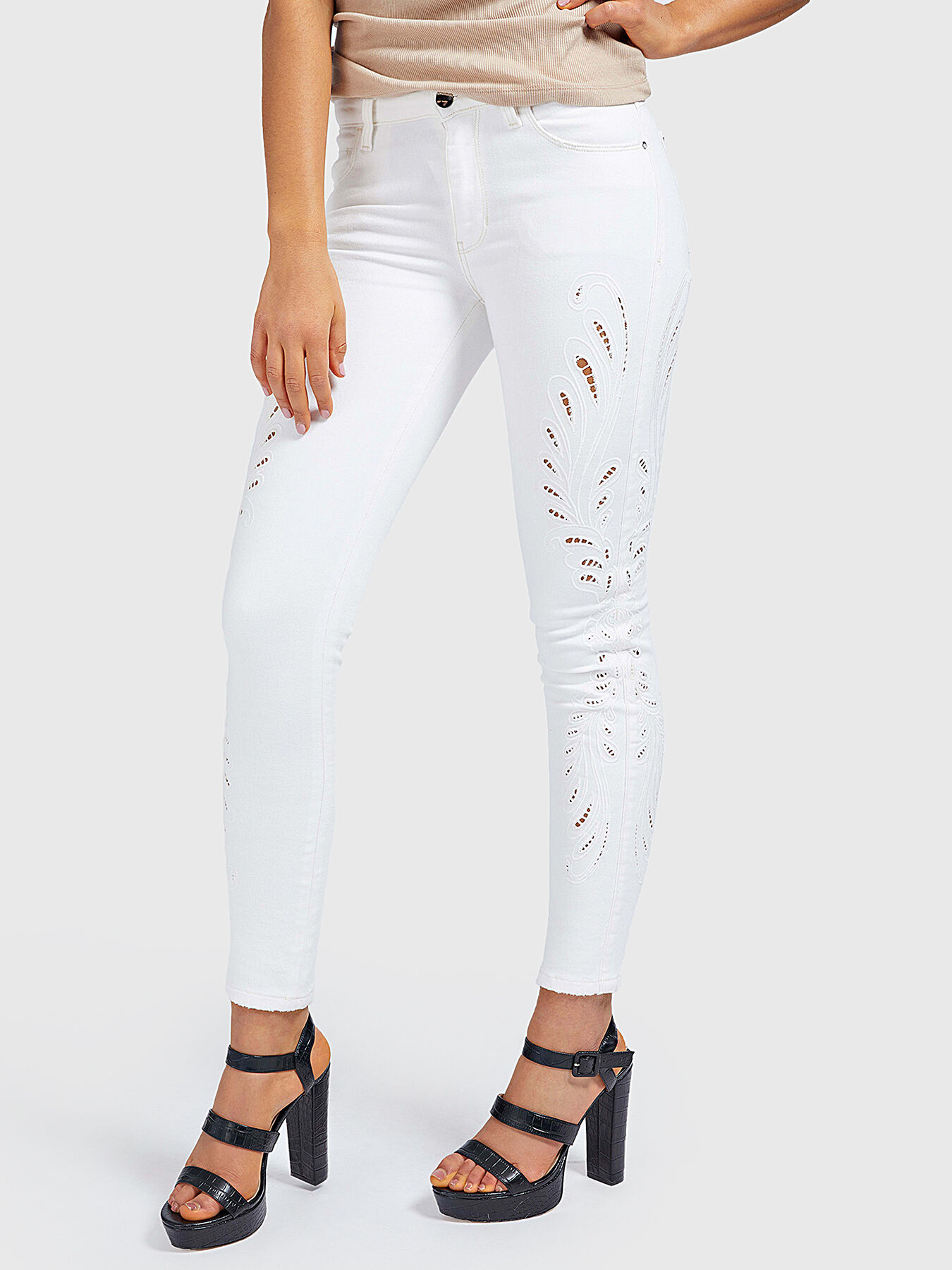 Guess embroidered jeans store