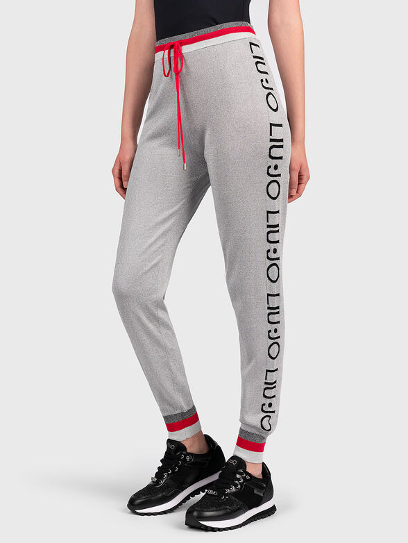 Pants with contrasting logo branding - 1