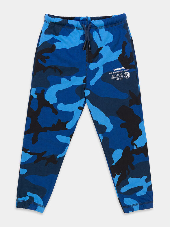 Sports pants with camouflage print - 1