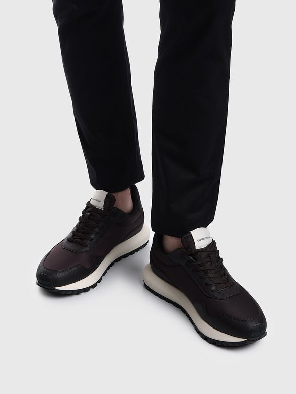 Beige sneakers with logo detail - 2