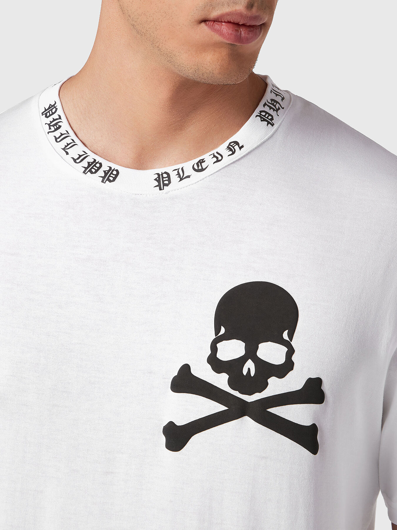 【当店限定販売】 SKULL PLEIN PHILIPP brand black in T-shirt BONES & トップス
