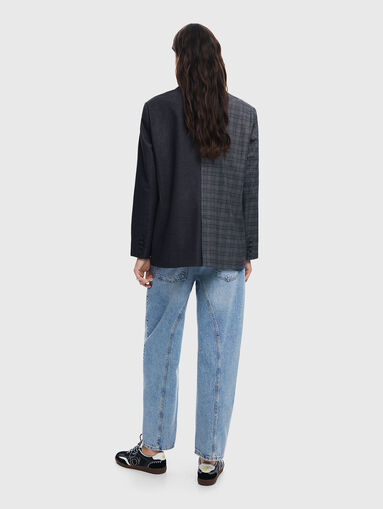 Jacket with two types of pattern - 3