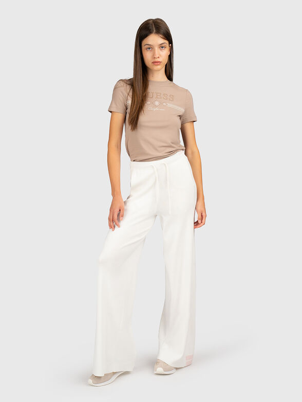 T-shirt with an oval neckline - 2