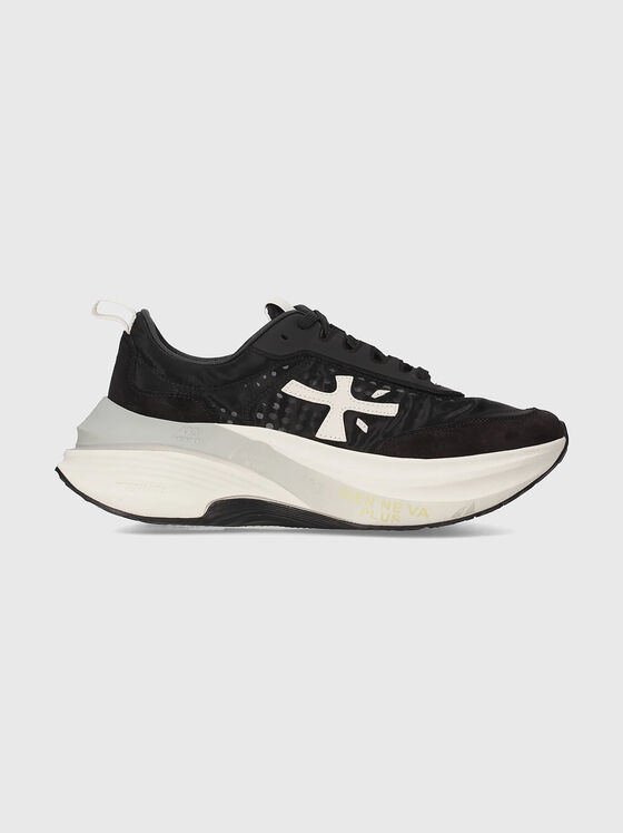 Sneakers with a logo detail - 1