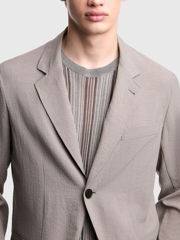 Jacket with a textured finish - 4