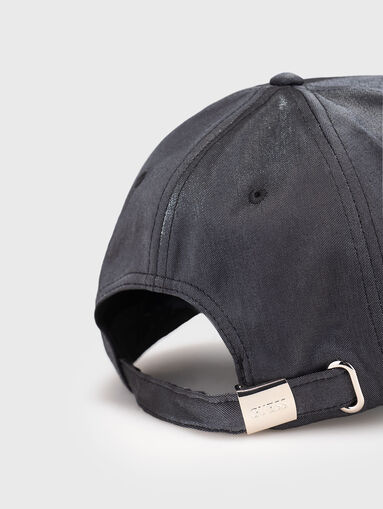 Baseball cap with logo - 5