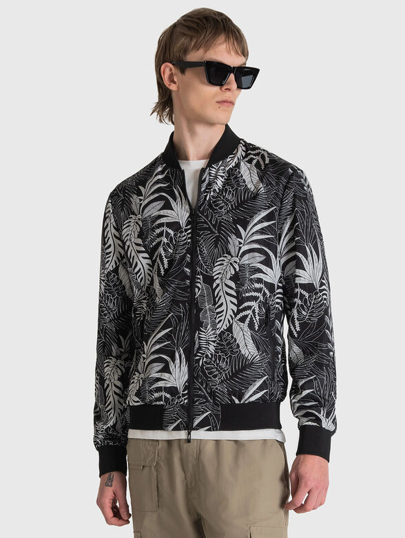 Black bomber jacket with print - 1