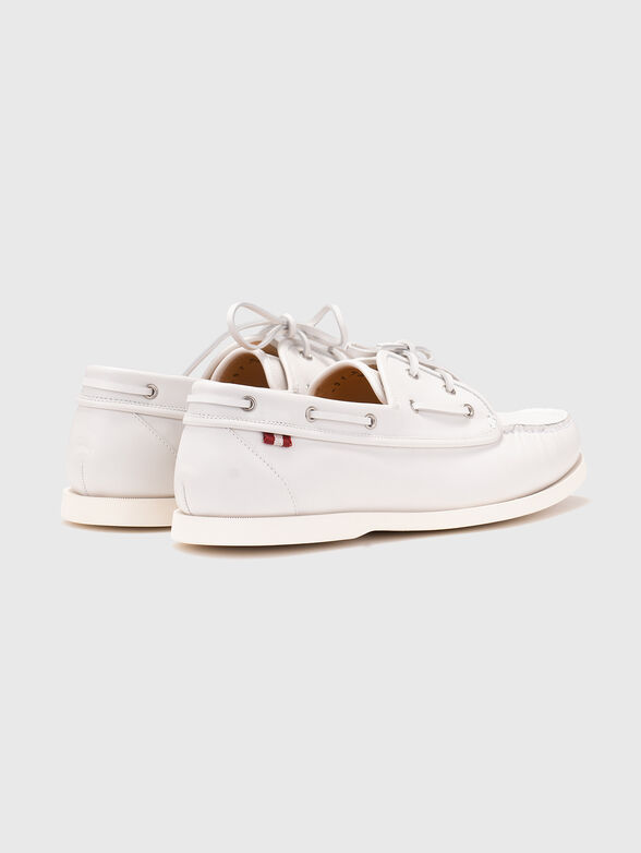 White leather shoes - 3